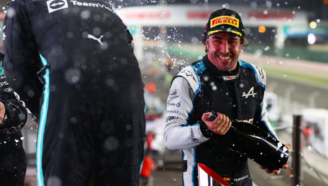 Fernando Alonso con Lewis Hamilton Fernando Alonso con Lewis Hamilton