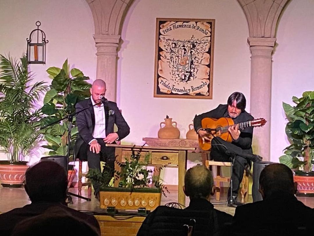 Manuel Cuevas se impone en la final del concurso de flamenco 'Paca Aguilera' Manuel Cuevas se impone en la final del concurso de flamenco 'Paca Aguilera'