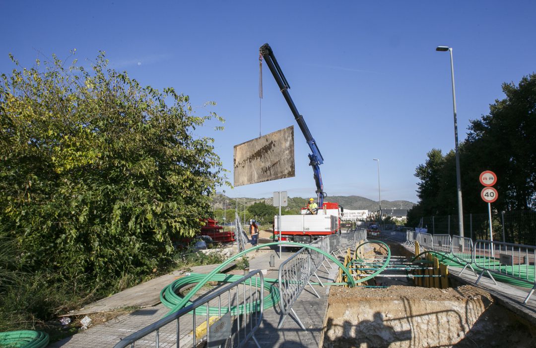 Obras de canalización del cableado de alta tensión en Gandia Obras de canalización del cableado de alta tensión en Gandia