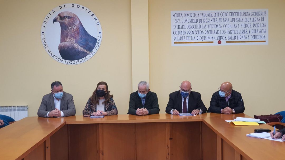 El proyecto se ha presentado a los síndicos de la comunidad del Canal de la Margen Izquierda del Porma El proyecto se ha presentado a los síndicos de la comunidad del Canal de la Margen Izquierda del Porma