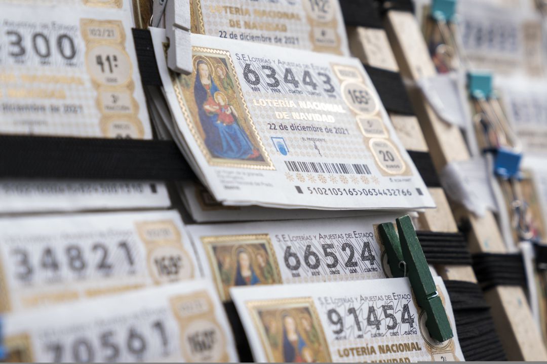 Varios décimos de la administración de lotería Doña Manolita. Varios décimos de la administración de lotería Doña Manolita.