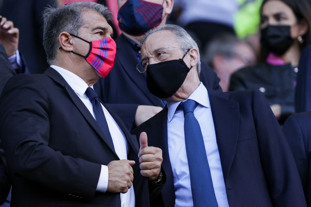 Joan Laporta y Florentino Pérez, durante el Clásico en el Camp Nou. Joan Laporta y Florentino Pérez, durante el Clásico en el Camp Nou.