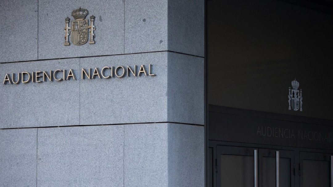 El juez de la Audiencia Nacional Joaquín Gadea ha acordado citar a declarar como investigados a los miembros de ETA Mikel Carrera Sarobe, Ata, e Itxaso Zaldua El juez de la Audiencia Nacional Joaquín Gadea ha acordado citar a declarar como investigados a los miembros de ETA Mikel Carrera Sarobe, Ata, e Itxaso Zaldua