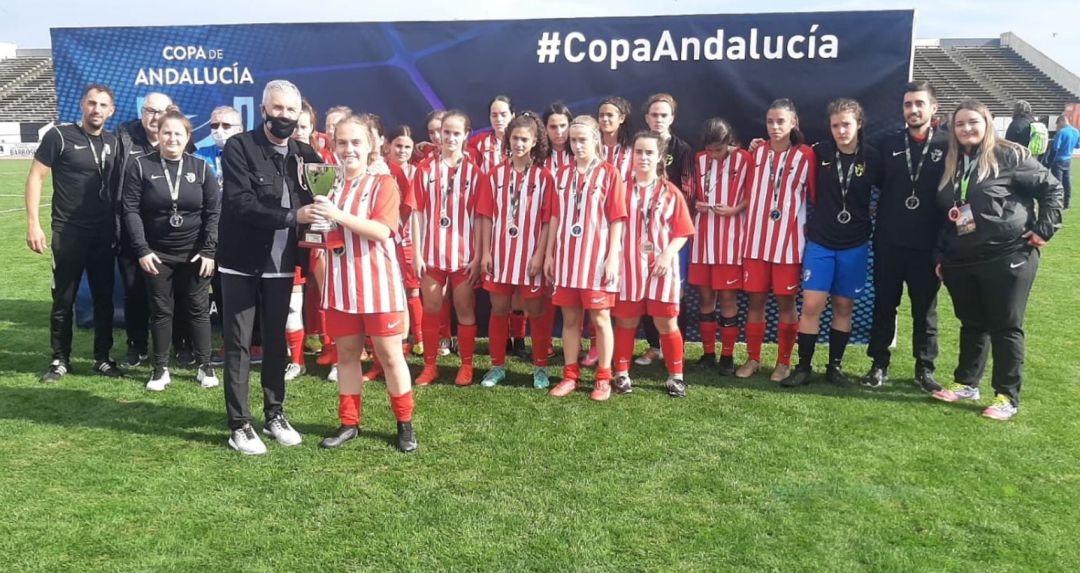 La Selección de Almería con la medalla de plata de Andalucía. La Selección de Almería con la medalla de plata de Andalucía.