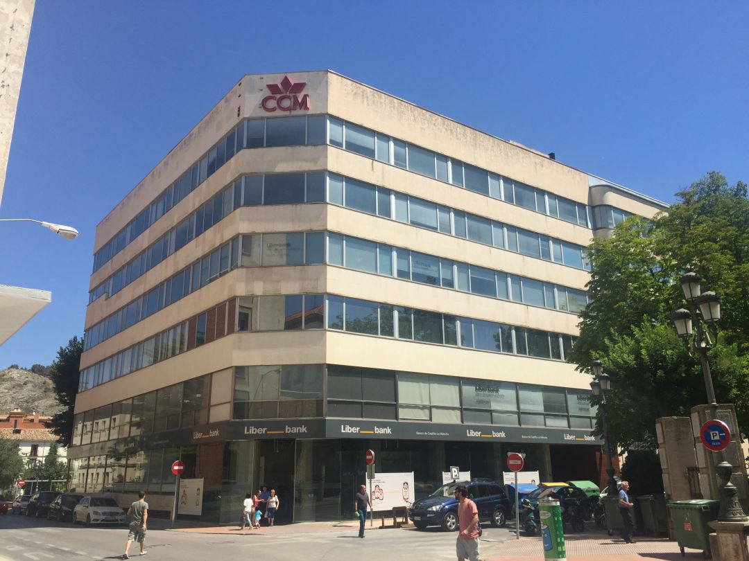 Sede de Unicaja Banco en Cuenca Sede de Unicaja Banco en Cuenca