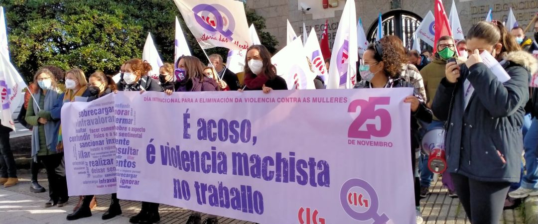 La CIG se moviliza delante de la Delegación del Gobierno La CIG se moviliza delante de la Delegación del Gobierno