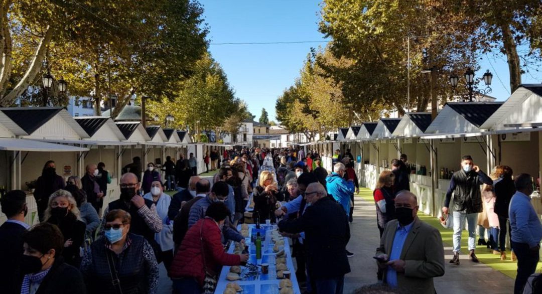Fiesta del Primer Aceite celebrada este mes de noviembre en Baeza. Fiesta del Primer Aceite celebrada este mes de noviembre en Baeza.