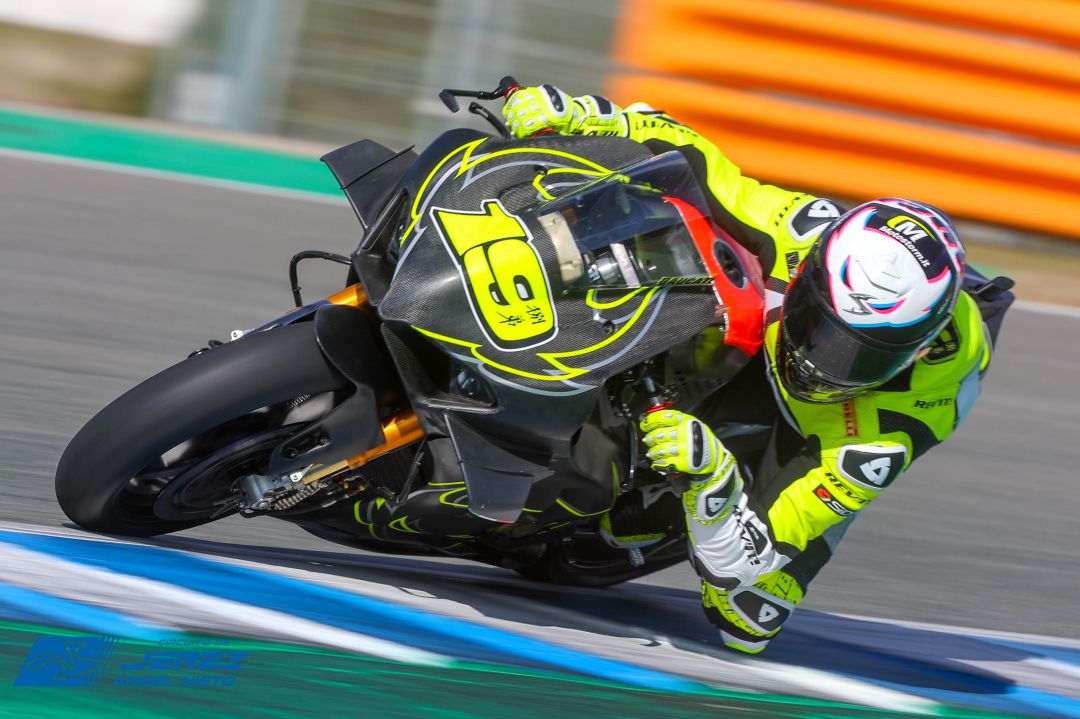 Alvaro Bautista este jueves en el Circuito de Jerez Alvaro Bautista este jueves en el Circuito de Jerez