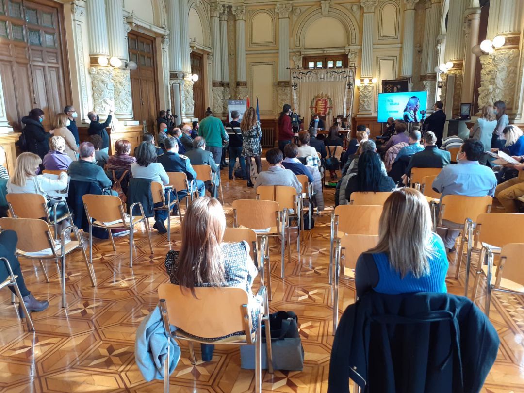 Acto en el Salón de Recepciones del Ayuntamiento en el Día Internacional contra la Violencia hacia las Mujeres Acto en el Salón de Recepciones del Ayuntamiento en el Día Internacional contra la Violencia hacia las Mujeres