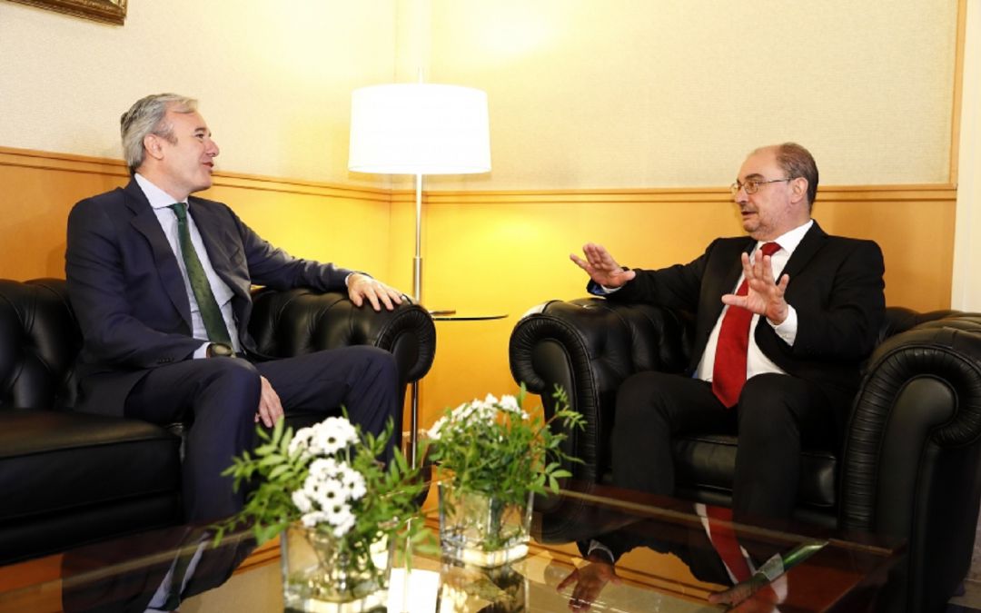 Jorge Azcón y Javier Lambán, durante una reunión en septiembre de 2019 Jorge Azcón y Javier Lambán, durante una reunión en septiembre de 2019
