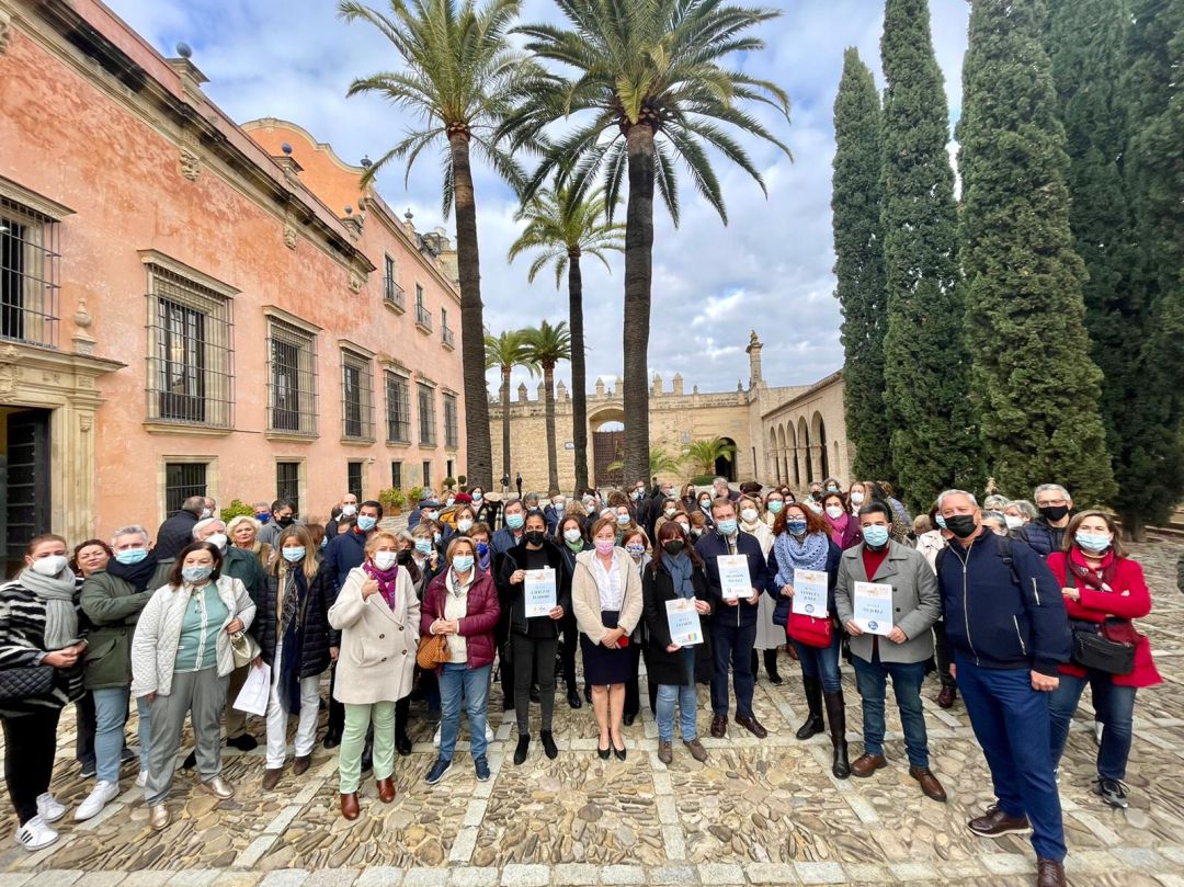 El Ayuntamiento edita el mapa turístico 'De plaza en plaza, intramuros' El Ayuntamiento edita el mapa turístico 'De plaza en plaza, intramuros'