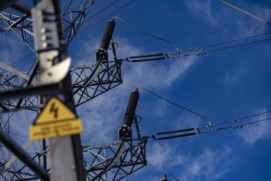 Archivo - Una torre eléctrica de alta tensión, a 12 de noviembre de 2021, en Madrid, (España). Archivo - Una torre eléctrica de alta tensión, a 12 de noviembre de 2021, en Madrid, (España).