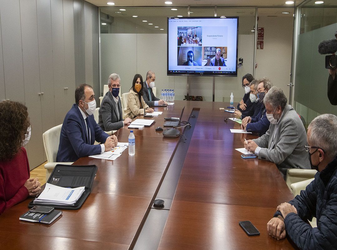 Reunión entre Xunta de Galicia y empresarios del ocio nocturno Reunión entre Xunta de Galicia y empresarios del ocio nocturno
