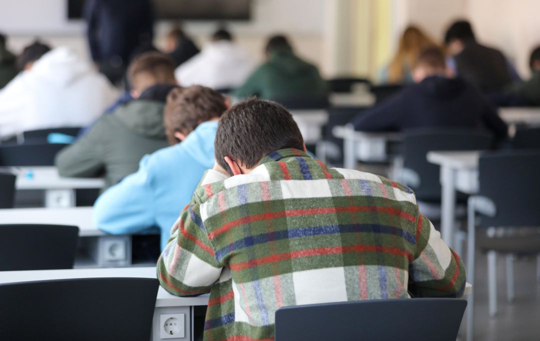 Varios alumnos de la Facultad de Ciencias económicas de la Universidad CEU San Pablo realizan un examen, a 10 de enero de 2022 Varios alumnos de la Facultad de Ciencias económicas de la Universidad CEU San Pablo realizan un examen, a 10 de enero de 2022
