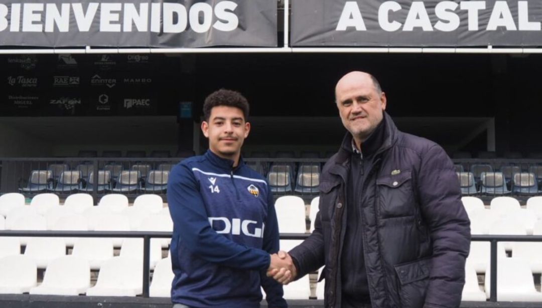 Bilal, albinegro hasta 2024 Bilal, albinegro hasta 2024