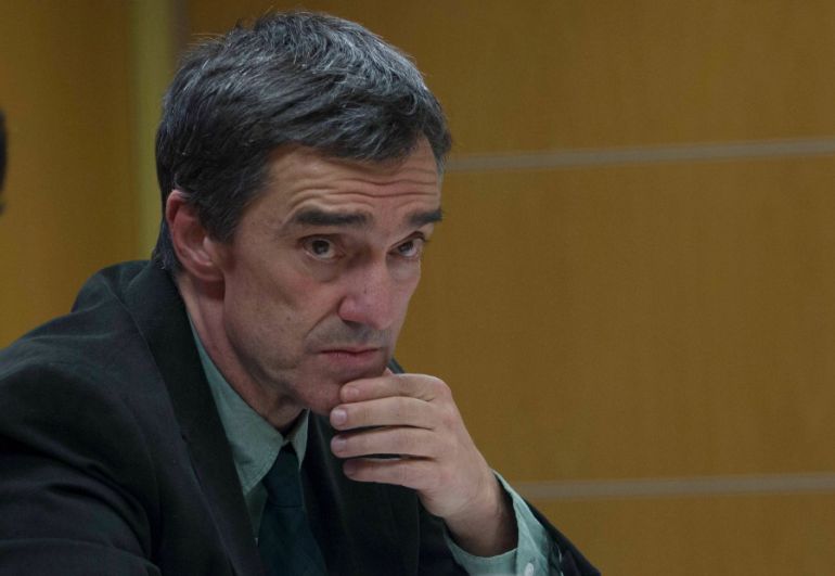Jonan Fernández, secretario general de Paz y Convivencia del Gobierno vasco, durante una comparecencia en el Parlamento