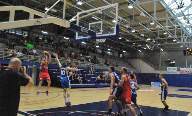 Basket Covirán Granada: Pin: "Intentaremos hacer nuestro juego contra Sammic ISB"