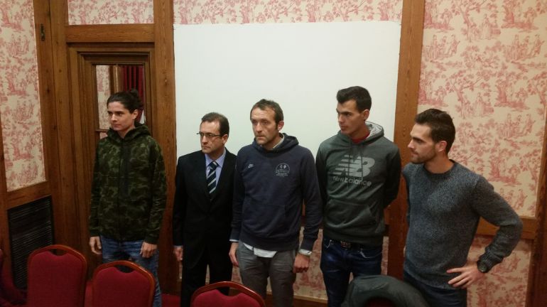 Roberto Aláiz, Luis Rodríguez, Vilacorta, Arce y Martos, en su comparecencia pública