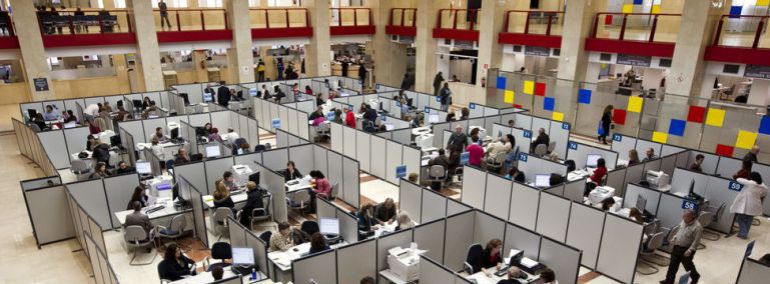 Los empleados públicos de la región vuelven a trabajar 35 horas semanales desde el 1 de enero