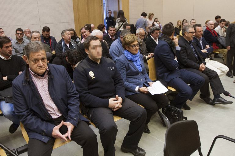 La exalcaldesa de La Muela, María Victoria Pinilla, en el juicio que se sigue contra ella y otras cuarenta personas en Zaragoza por presunta corrupción urbanística 