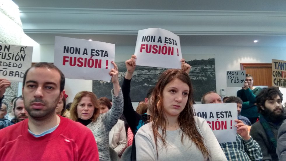 El pleno de Cerdedo en imágenes El pleno de Cerdedo en imágenes