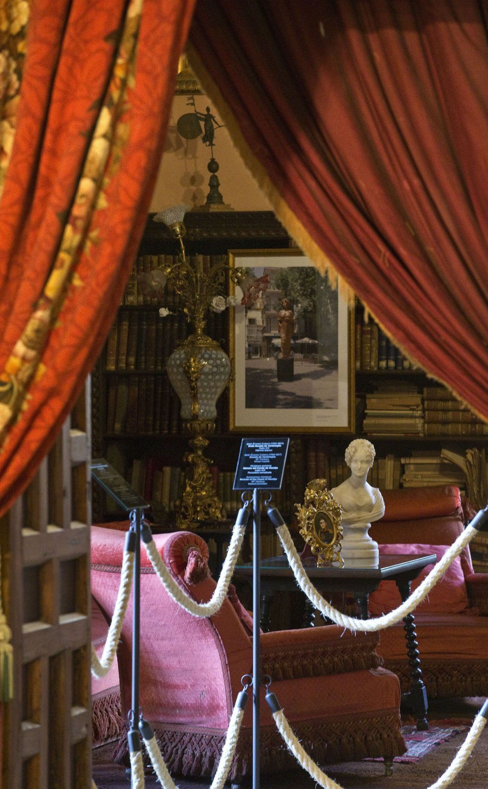 La sala de lectura privada, una de las estancias de la Casa Palacio de las Dueñas La sala de lectura privada, una de las estancias de la Casa Palacio de las Dueñas