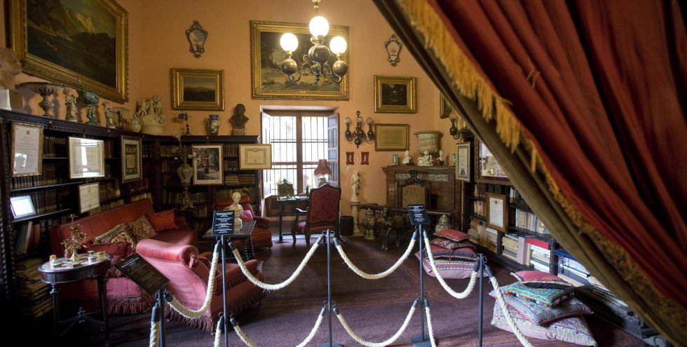 La sala de lectura privada, una de las estancias de la Casa Palacio de las Dueñas La sala de lectura privada, una de las estancias de la Casa Palacio de las Dueñas