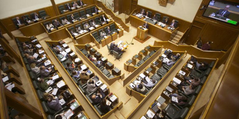 Aprobada la ley municipal de Euskadi | SER Vitoria | Cadena SER