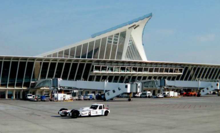 El Aeropuerto Mas Peligroso De España Bilbao