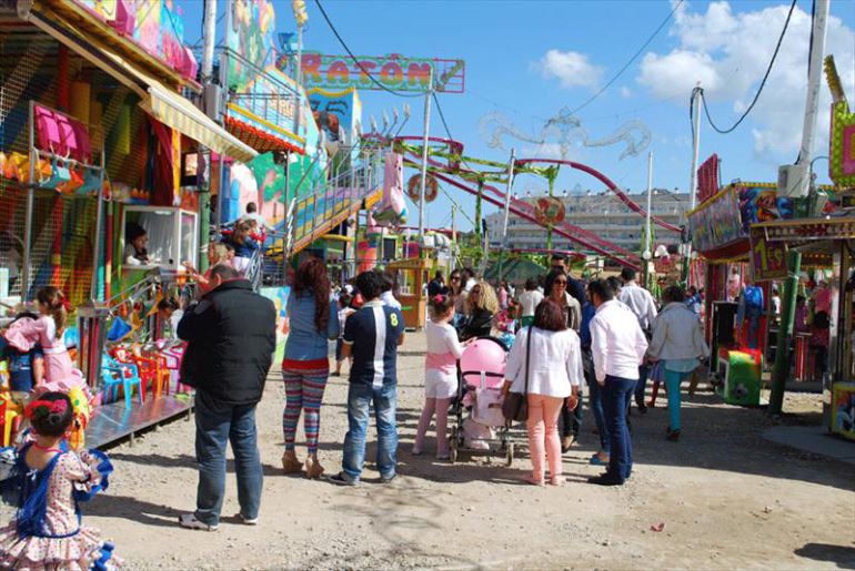 La Feria de Los Barrios se amplía hasta el lunes 16 de mayo durante
