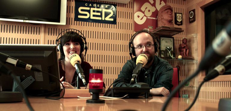 El dúo Random Thinking, en los estudios de Radio Cádiz