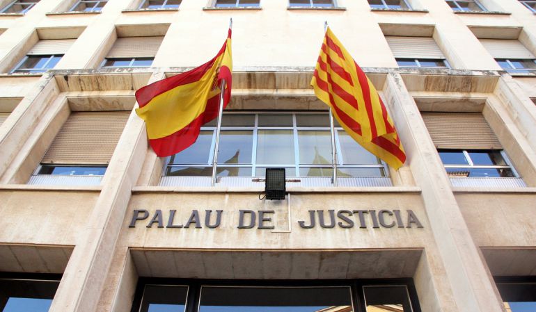   Façana de l'Audiència Provincial de Tarragona 