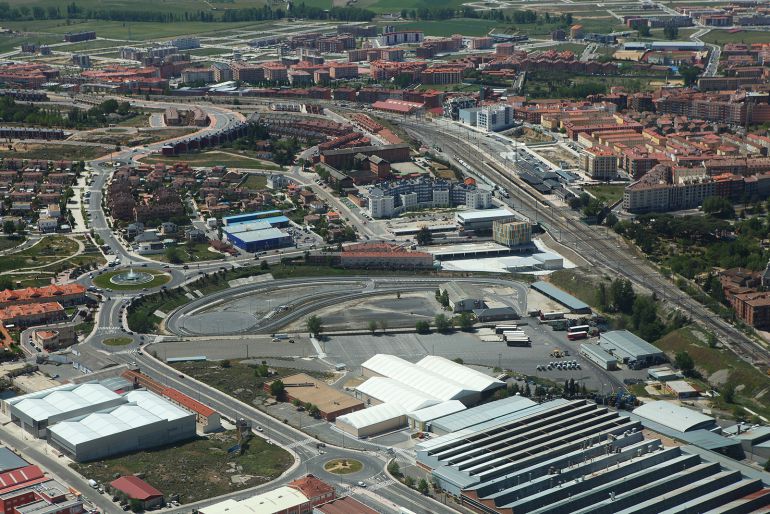 Nissan la empresa hace una propuesta que mejora "levemente" la