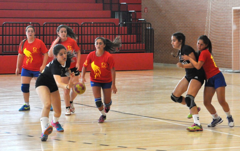 XV Torneo Internacional de Balonmano "ELDA HANDBALL CUP" XV Torneo Internacional de Balonmano "ELDA HANDBALL CUP"