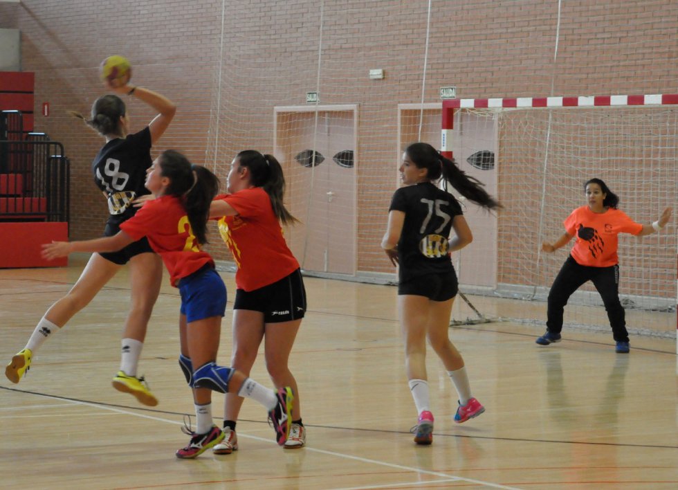 XV Torneo Internacional de Balonmano "ELDA HANDBALL CUP" XV Torneo Internacional de Balonmano "ELDA HANDBALL CUP"