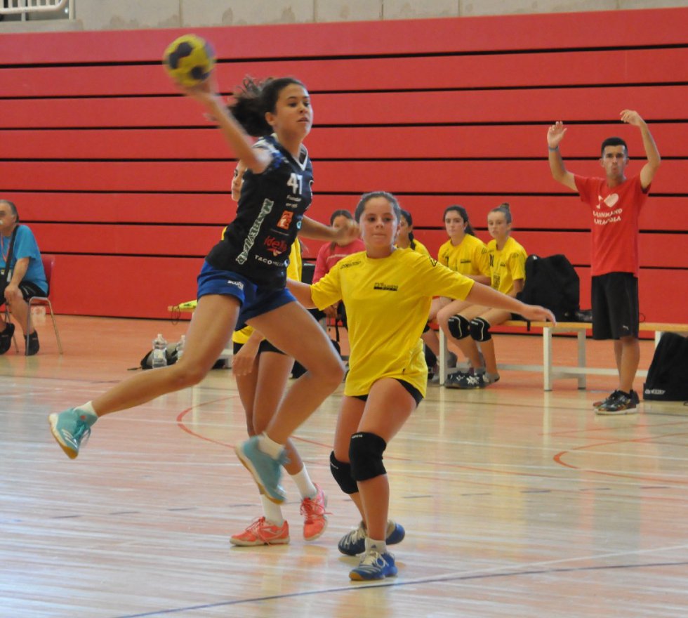 XV Torneo Internacional de Balonmano "ELDA HANDBALL CUP" XV Torneo Internacional de Balonmano "ELDA HANDBALL CUP"