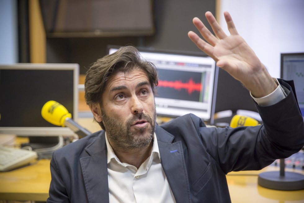 Radio Valencia: Las imágenes de la entrevista a Vicente Jiménez, director general de la Cadena SER Radio Valencia: Las imágenes de la entrevista a Vicente Jiménez, director general de la Cadena SER