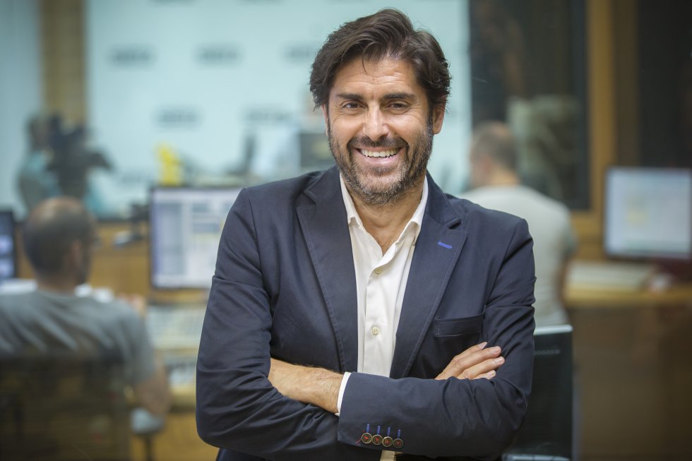 Radio Valencia: Las imágenes de la entrevista a Vicente Jiménez, director general de la Cadena SER Radio Valencia: Las imágenes de la entrevista a Vicente Jiménez, director general de la Cadena SER