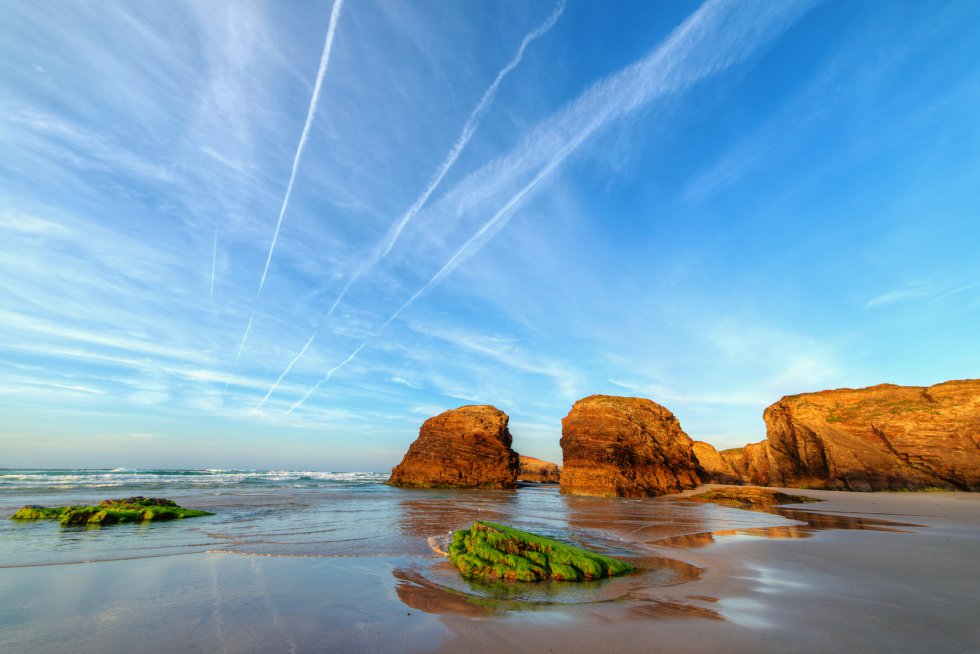 La Playa de As Catedrais es un paraíso de la naturaleza La Playa de As Catedrais es un paraíso de la naturaleza