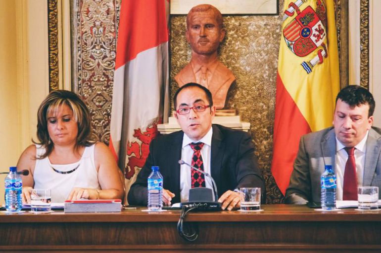 La Diputación aprueba ayudas para el fomento del sector empresarial y la generación de empleo