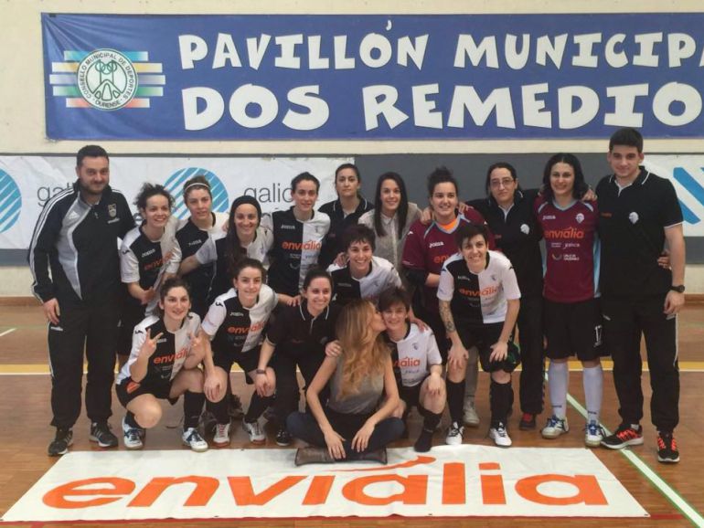 Equipo Ourense Envialia, de fútbol sala femenino, en la primera división nacional, que este sábado disputará un derbi frente al Cidade de As Burgas