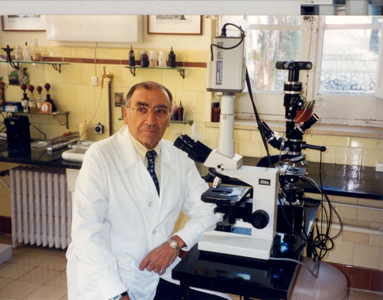 El reconocido dermatólogo y leprólogo don José Terencio de las Aguas.