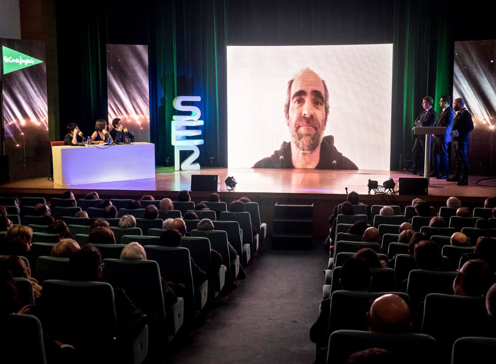 Luis Tosar agradece a través de video el premio SERenidade Luis Tosar agradece a través de video el premio SERenidade