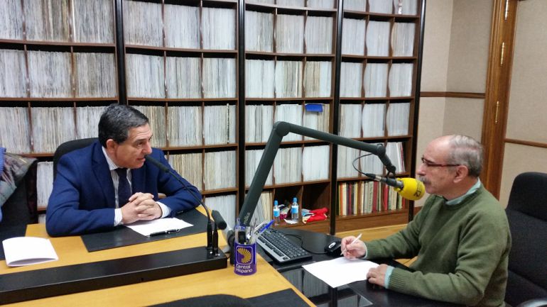 Julio Sanz Orejudo, decano del Colegio de Abogados de Segovia, ha hablado de la situación de la abogacía y a los cambios que se enfrenta. 