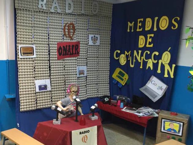 Estudio de radio instalado en el Colegio Quintanilla