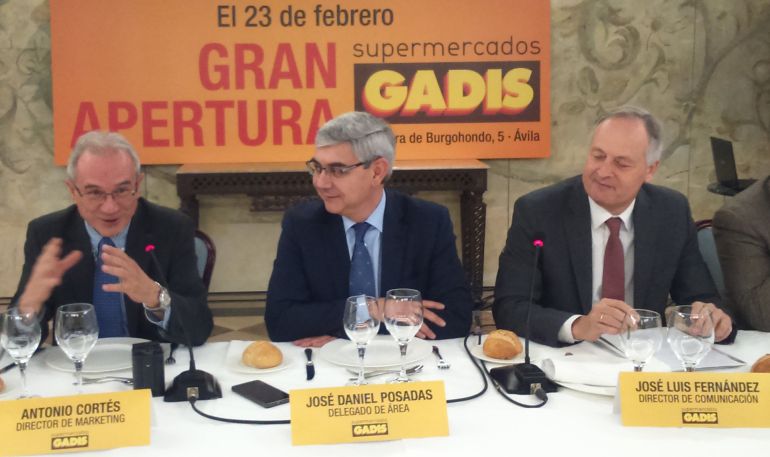 Antonio Cortés, José Daniel Posadas y José Luis Fernández, en la presentación de  Gadis