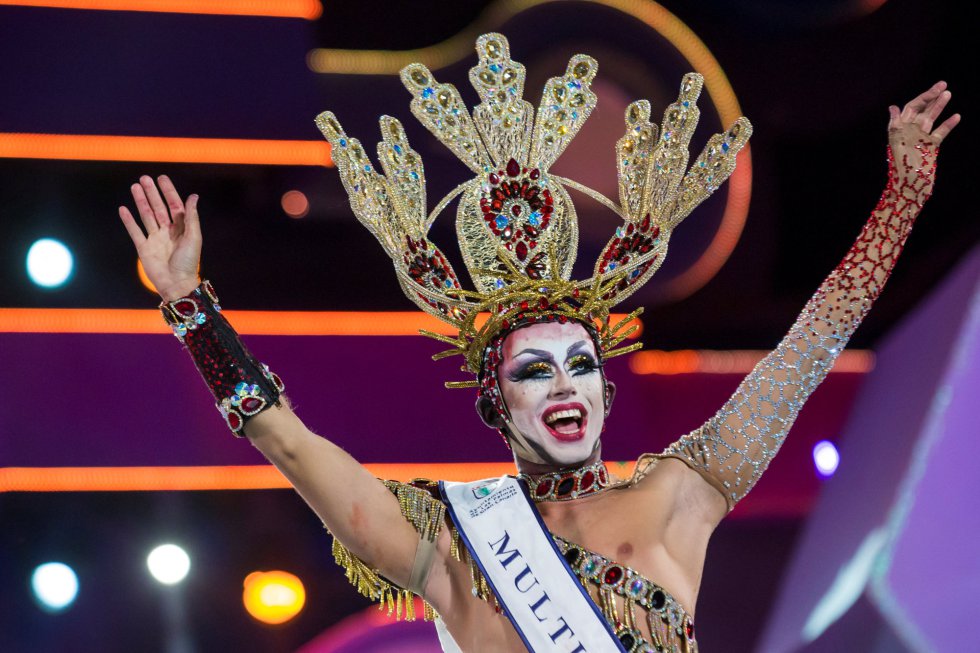 Drag Sethlas (Borja Casillas) ganó el concurso de 'drag queens' del carnaval de Las Palmas con una transición de virgen a Jesucristo.