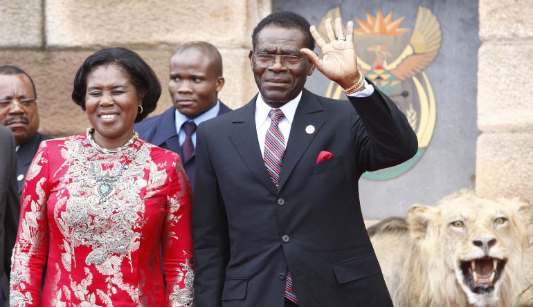 El presidente de Guinea Ecuatorial, Teodoro Obiang, y su esposa, Constancia Mangue, en una foto de mayo de 2009. 