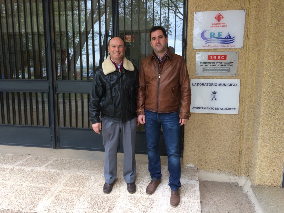 Los investigadores del CREA José María Tarjuelo y Miguel Ángel Moreno Los investigadores del CREA José María Tarjuelo y Miguel Ángel Moreno