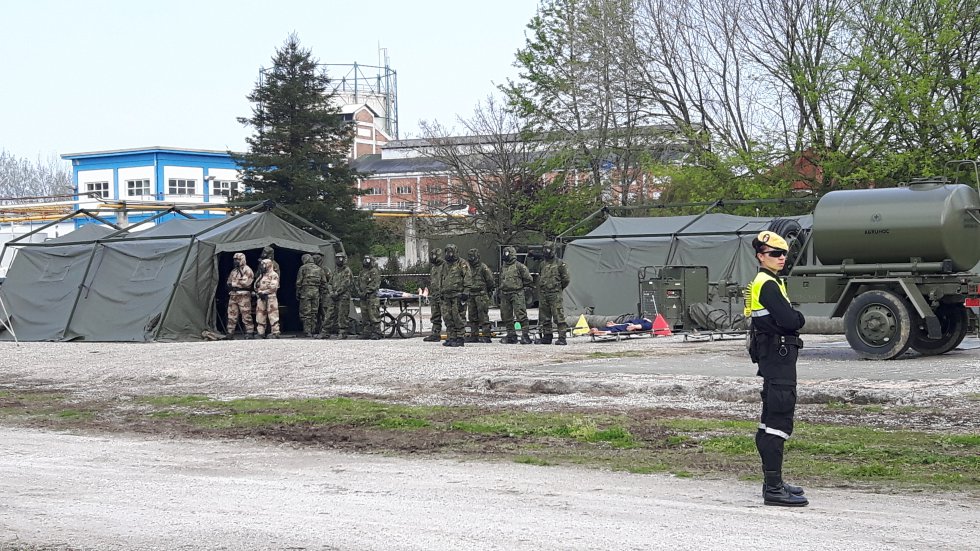 Las mejores imágenes del simulacro de la UME en Cantabria Las mejores imágenes del simulacro de la UME en Cantabria
